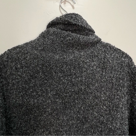 George Grey Knit Turtleneck Tunic Hi Low Hem Sweater Size 1X - Picture 4 of 9